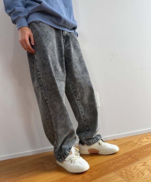 COLIN（コリン）の「COLIN:10.5oz デニムバギーパンツ（デニムパンツ・メンズ・ケミカルウォッシュ/ブラック/ブルー・M/L）」の22枚目の写真