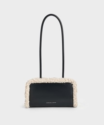 CHARLES & KEITH ホワイトショルダーバッグとお財布 CHARLES & KEITH ホワイトショルダーバッグ - メルカリ