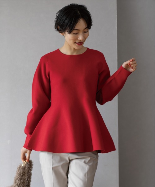 OPAQUE.CLIP(オペークドットクリップ)の「◆《5color》シームレスペプラムニット【洗濯機洗い可】(ニット/セーター・レディース・レッド系1/ブルー系その他7/オフホワイト/ネイビー/ブラック・42/38/40)」の8枚目の写真