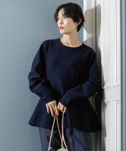 OPAQUE.CLIP(オペークドットクリップ)の「◆《5color》シームレスペプラムニット【洗濯機洗い可】(ニット/セーター・レディース・レッド系1/ブルー系その他7/オフホワイト/ネイビー/ブラック・42/38/40)」の11枚目の写真