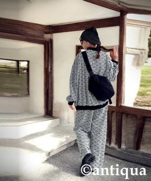 雲青海波柄タックストレートパンツ（その他パンツ）｜antiqua（アンティカ）