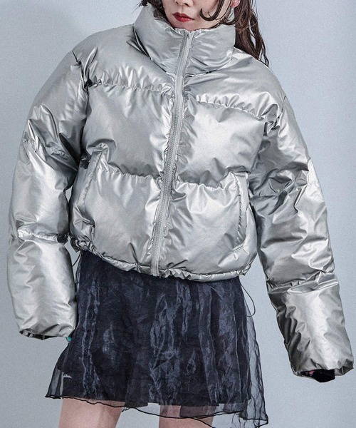 Fashion Letter（ファッションレター）の「メタリックカラー ショートダウンジャケット（ダウンジャケット/コート・レディース・ブラック/オフホワイト/シルバー・M）」の16枚目の写真