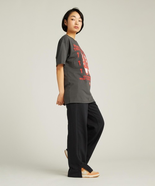 NIKE（ナイキ）の「《セットアップ対応商品》ナイキ スポーツウェア フェニックス フリース ウィメンズ ハイウエスト ワイドレッグ フレンチ テリー スウェットパンツ / Nike Sportswear Phoenix Fleece Women's High-Waisted Wide-Leg French Terry Sweatpants FZ7208-010 Black（スウェットパンツ・レディース・ブラック・2XL/L/M/S/XL/XS）」の5枚目の写真