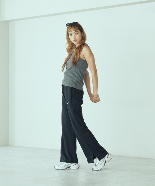 NIKE（ナイキ）の「《セットアップ対応商品》ナイキ スポーツウェア フェニックス フリース ウィメンズ ハイウエスト ワイドレッグ フレンチ テリー スウェットパンツ / Nike Sportswear Phoenix Fleece Women's High-Waisted Wide-Leg French Terry Sweatpants FZ7208-010 Black（スウェットパンツ・レディース・ブラック・2XL/L/M/S/XL/XS）」の11枚目の写真