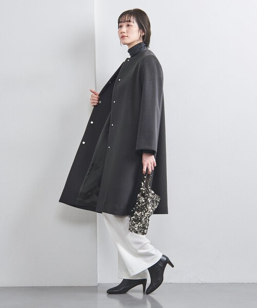 UNITED ARROWS（ユナイテッドアローズ）の「Aライン ミドル コート（ノーカラーコート・レディース・ブラック/ダークグレー/ベージュ・36/38/34）」の5枚目の写真