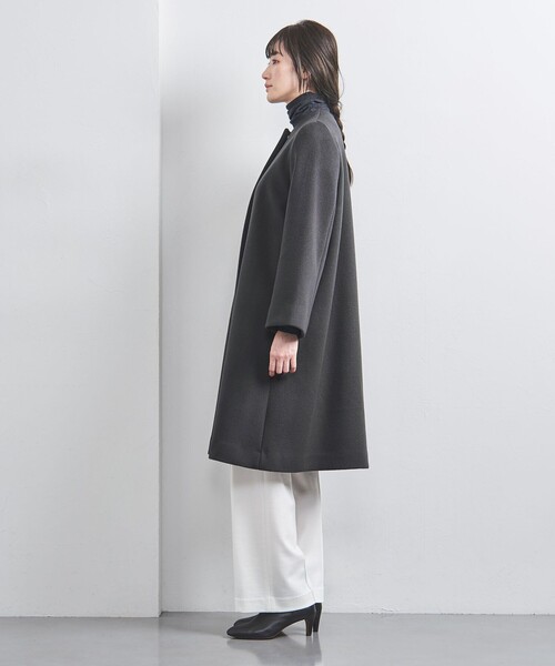 UNITED ARROWS（ユナイテッドアローズ）の「Aライン ミドル コート（ノーカラーコート・レディース・ブラック/ダークグレー/ベージュ・36/38/34）」の14枚目の写真
