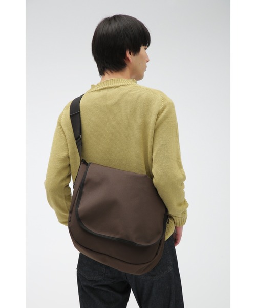 マーガレットハウエル POLYESTER CANVAS メッセンジャーバッグ POLYESTER CANVAS（メッセンジャーバッグ）｜MARGARET HOWELL