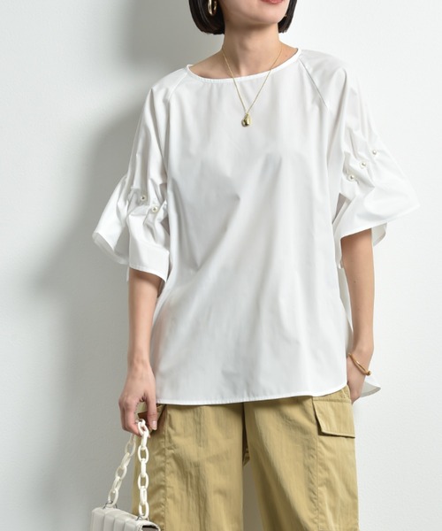 INTERPLANET（インタープラネット）の「ＴＣブロード袖パールデザインブラウス（シャツ/ブラウス・レディース・オフホワイト/ベージュ/ブラック・FREE）」の11枚目の写真