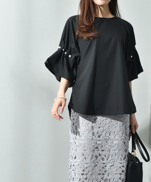 INTERPLANET（インタープラネット）の「ＴＣブロード袖パールデザインブラウス（シャツ/ブラウス・レディース・オフホワイト/ベージュ/ブラック・FREE）」の20枚目の写真