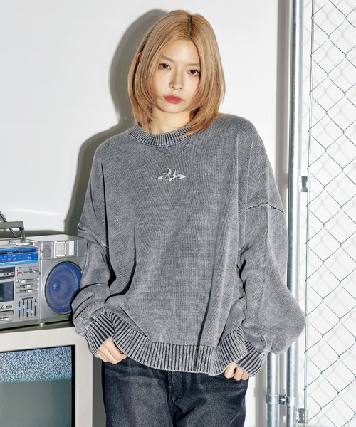 セール】ヴィンテージ加工ワンポイントクルーネックニット（ニット