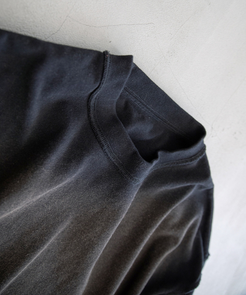 JOURNAL STANDARD（ジャーナルスタンダード）の「フェイクレイヤード ダメージ L/S Tシャツ（Tシャツ/カットソー・メンズ・ベージュ/ブラック/ブラウン・LARGE/MEDIUM）」の7枚目の写真