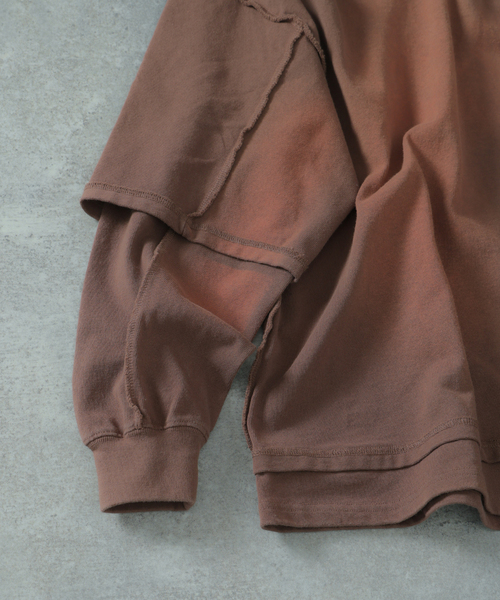 JOURNAL STANDARD（ジャーナルスタンダード）の「フェイクレイヤード ダメージ L/S Tシャツ（Tシャツ/カットソー・メンズ・ベージュ/ブラック/ブラウン・LARGE/MEDIUM）」の15枚目の写真