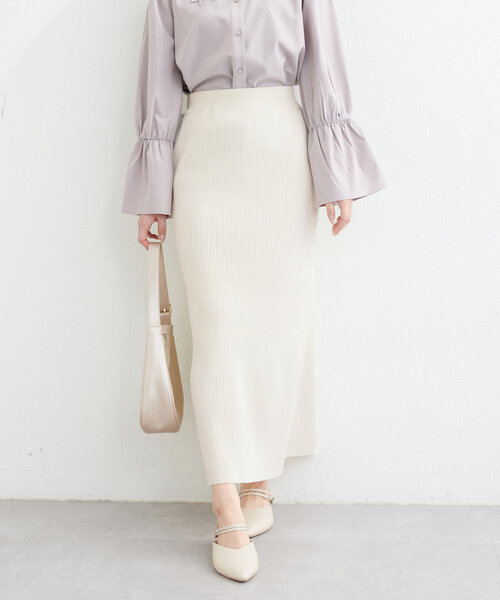 natural couture（ナチュラルクチュール）の「Web限定 /【プチナチュ】スリット入り細リブニットタイトスカート（スカート・レディース・ブラック/グレー/アイボリー・SMALL/MEDIUM/LARGE）」の5枚目の写真