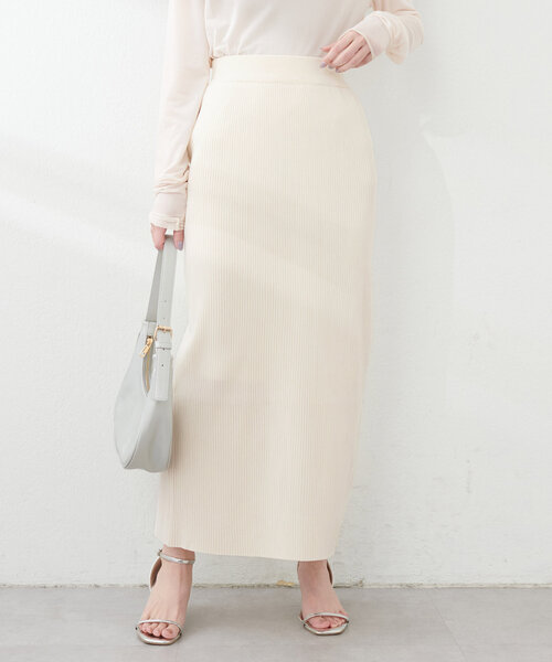 natural couture（ナチュラルクチュール）の「Web限定 /【プチナチュ】スリット入り細リブニットタイトスカート（スカート・レディース・ブラック/グレー/アイボリー・SMALL/MEDIUM/LARGE）」の11枚目の写真