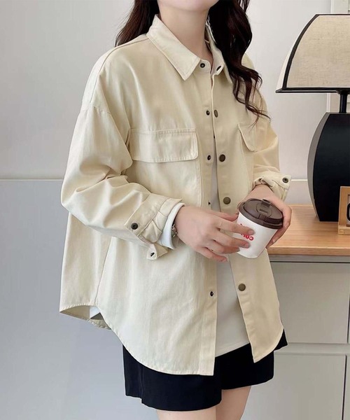 aimoha(アイモハ)の「ポケットデザインオーバーシャツ(シャツ/ブラウス・レディース・グリーン/ライトベージュ/チョコ・FREE)」の5枚目の写真