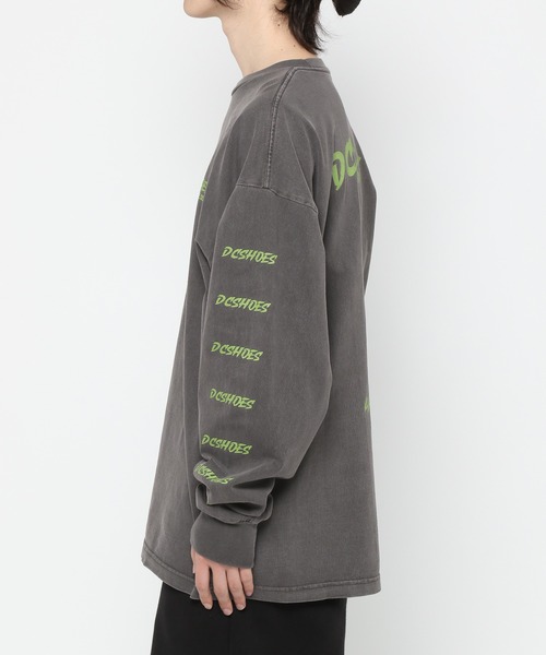 DC（ディーシー）の「【DC】バックプリントオーバーサイズロンT（Tシャツ/カットソー・メンズ・ダークグレー/ホワイト・LARGE/MEDIUM）」の3枚目の写真