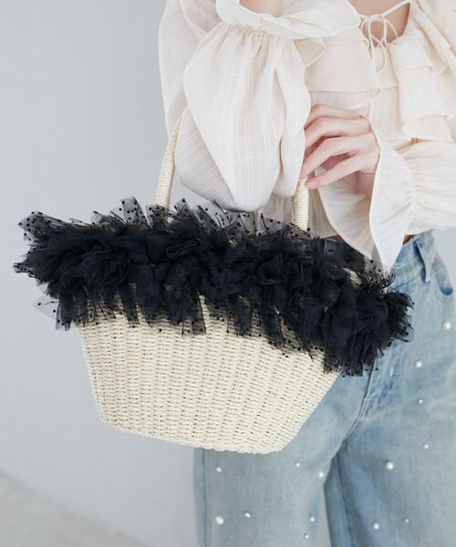 MAJESTIC LEGON（マジェスティックレゴン）の「フリルチュールかごバッグ（かごバッグ・レディース・ピンク/ブラック系その他/アイボリー・FREE）」の11枚目の写真