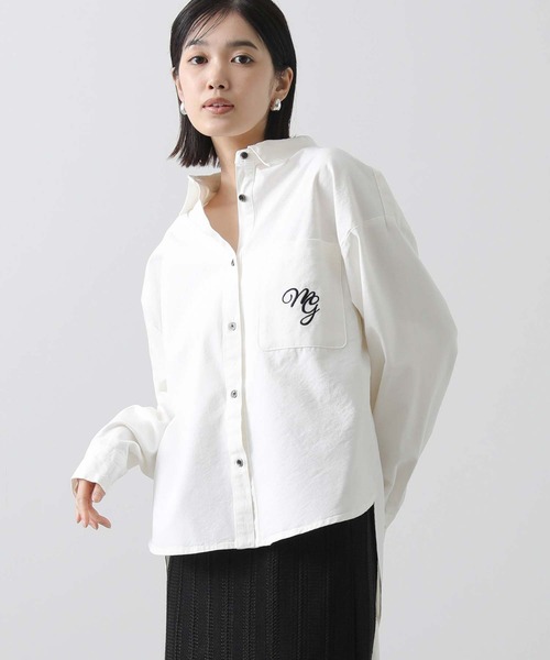 margaux（マルゴー）の「刺繍ロゴバックテールシャツ（シャツ/ブラウス・レディース・オフホワイト/カーキ・FREE）」の10枚目の写真