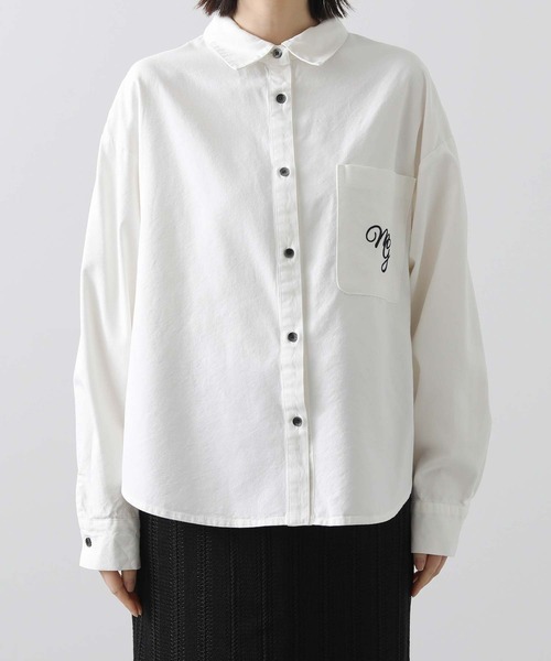 margaux（マルゴー）の「刺繍ロゴバックテールシャツ（シャツ/ブラウス・レディース・オフホワイト/カーキ・FREE）」の21枚目の写真