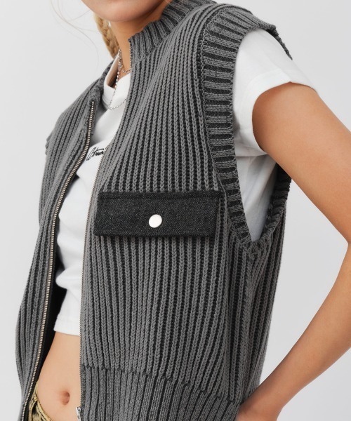ベスト ジレ atmos pink Pigment Knit Vest / アトモス ピンク ピグメント ニット ベスト レディース atmos girls ベスト ジレ pink Pigment Knit Vest / アトモス
