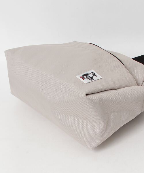 CHUMS（チャムス）の「チャムス CHUMS Recycle Small Trapezoid Shoulder Bag（ショルダーバッグ・メンズ・その他・ONE SIZE）」の3枚目の写真
