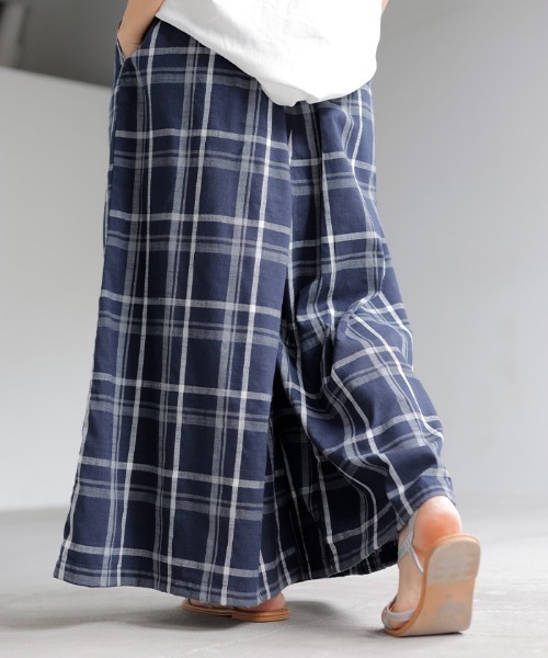 HUG.U(ハグユー)の「リネンチェックパンツ(その他パンツ・レディース・ネイビー/ホワイト・L/M)」の15枚目の写真