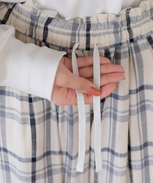 HUG.U(ハグユー)の「リネンチェックパンツ(その他パンツ・レディース・ネイビー/ホワイト・L/M)」の19枚目の写真