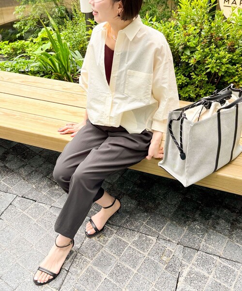 NOLLEY’S（ノーリーズ）の「【松葉☆別注アイテム】《セットアップ対応》エアリージョーゼットイージーバレルパンツ（その他パンツ・レディース・ブラック/チャコールグレー・36/37/38/39）」の4枚目の写真