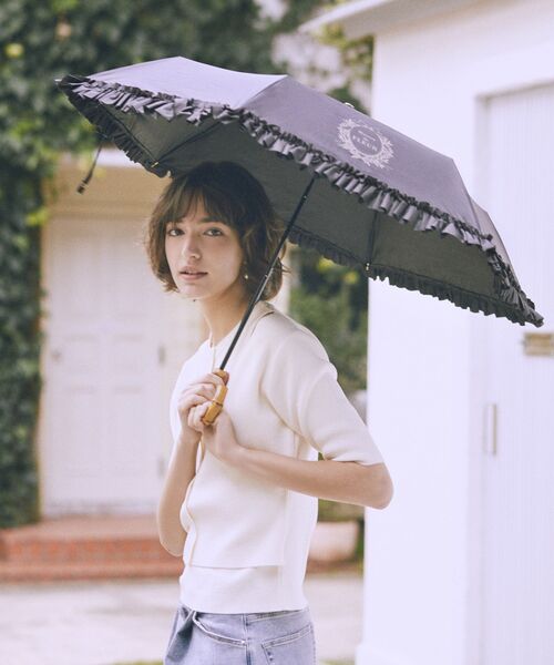 Maison de FLEUR（メゾンドフルール）の「遮光&UV CUT フリル折りたたみ傘（折りたたみ傘・レディース・ピンク/ブラック/オフホワイト・FREE）」の16枚目の写真