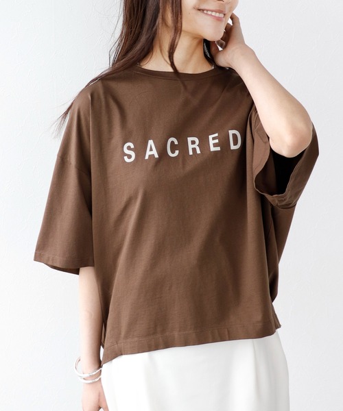 Jines（ジネス）の「SACRED ロゴTシャツ（Tシャツ/カットソー・レディース・ブラウン/ホワイト/ブラック/チャコールグレー・38）」の16枚目の写真