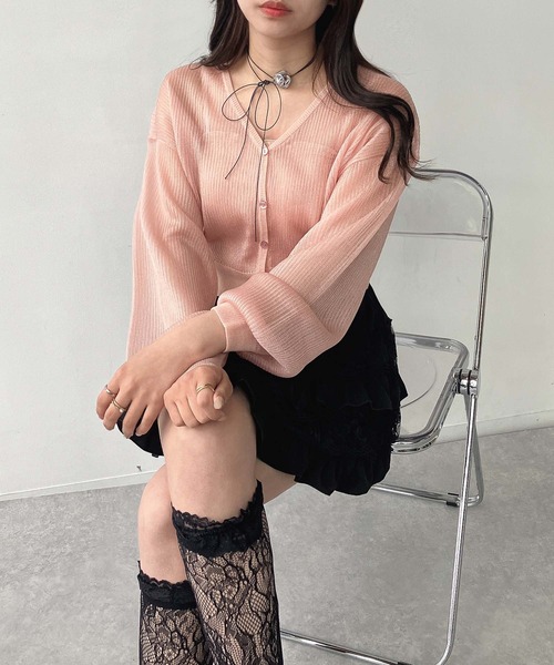 AS KNOW AS plus（アズノゥアズプラス）の「●きらりラメデザイン リブシアーVネックカーディガン（カーディガン/ボレロ・レディース・ピンク/サックスブルー/オフホワイト・FREE）」の5枚目の写真