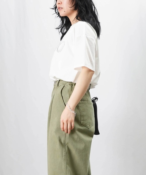 LUCA/LADY LUCK LUCA（ルカ/レディラックルカ）の「LC/LLL アートロゴ刺繍Tシャツ（Tシャツ/カットソー・レディース・ブラック/カーキ/オフホワイト・FREE）」の12枚目の写真