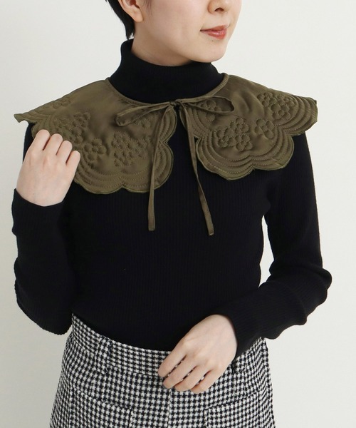 Dot＆Stripes CHILD WOMAN（ドットアンドストライプス　チャイルドウーマン）の「サテンキルトカットワーク 付け襟（付け襟・レディース・アイボリー/カーキ・FREE）」の8枚目の写真