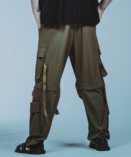NO ID.（ノーアイディ）の「mp13792- ｲｰｼﾞｰﾜｲﾄﾞﾃｸﾉPT カーゴパンツ（カーゴパンツ・メンズ・ライトグレー/カーキ/ブラック・1/2）」の6枚目の写真
