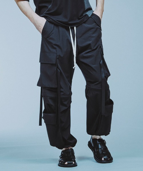 NO ID.（ノーアイディ）の「mp13792- ｲｰｼﾞｰﾜｲﾄﾞﾃｸﾉPT カーゴパンツ（カーゴパンツ・メンズ・ライトグレー/カーキ/ブラック・1/2）」の14枚目の写真