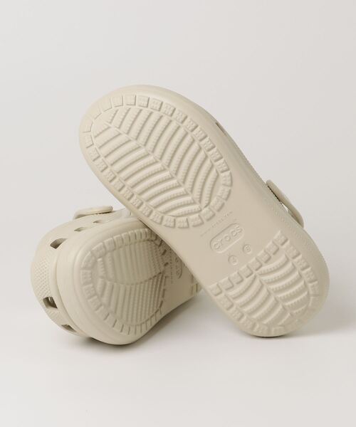 crocs(クロックス)の「crocs/クロックス CLASSIC CRUSH CLOG/クラシック クラッシュクロッグ(サンダル・レディース・ブラック/ライトベージュ/ライトピンク/ホワイト/パープル・22cm/23cm/24cm/25cm/26cm/27cm/28cm)」の7枚目の写真