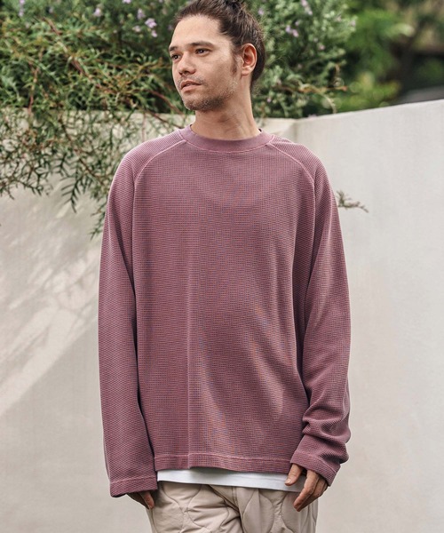 CAMBIO(カンビオ)の「mlt5284- Pigment Waffle Raglan Sleeve Cut sew カットソー(Tシャツ/カットソー・メンズ・ブラック/グレイッシュベージュ/ワイン・S/M/L)」の6枚目の写真
