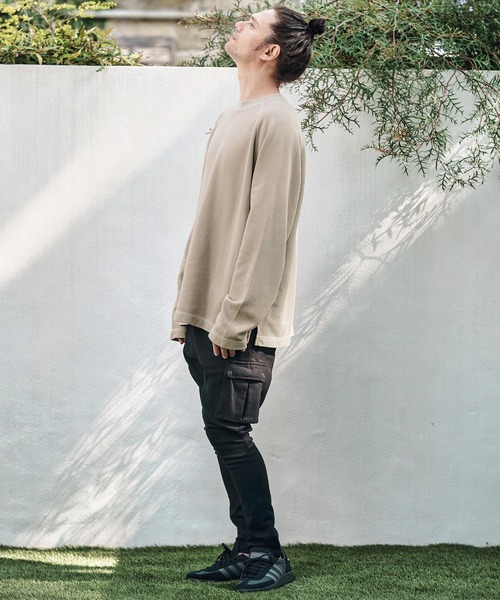 CAMBIO(カンビオ)の「mlt5284- Pigment Waffle Raglan Sleeve Cut sew カットソー(Tシャツ/カットソー・メンズ・ブラック/グレイッシュベージュ/ワイン・S/M/L)」の12枚目の写真
