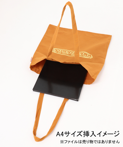 WISM(ウィズム)の「Woofietokyo / ウーフィトウキョウ BUGBAGBAGS SAYHELLO Tote-Bag(トートバッグ・メンズ・アイボリー/チョコ・FREE)」の8枚目の写真