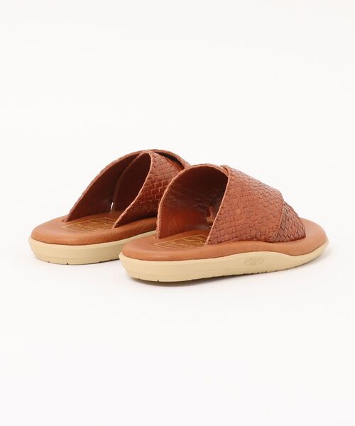 ISLAND SLIPPER(アイランドスリッパ)の「アイランドスリッパ / PT223W2 BUFF BTOWN / レザーメッシュ クロスサンダル(サンダル・メンズ・ブラウン・6/7/8/9/10/11/5)」の2枚目の写真