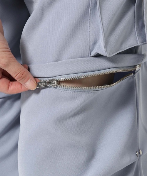 HARE(ハレ)の「マルチWAYワイドカーゴパンツ(HARE)(カーゴパンツ・レディース・ブラック/ブルー/オフホワイト・FREE)」の8枚目の写真