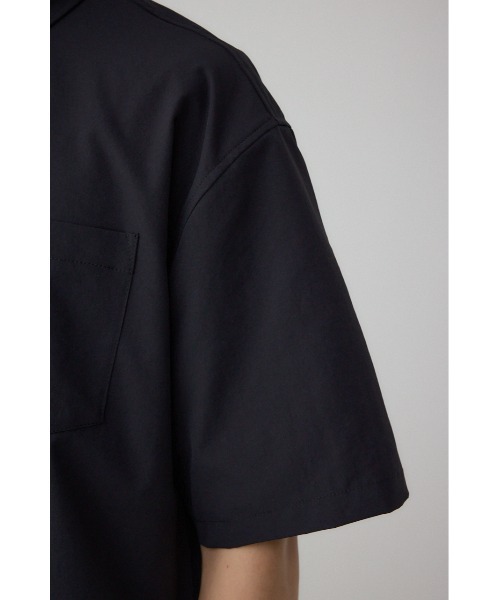 AZUL by moussy(アズールバイマウジー)の「C/T切り替え比翼半袖シャツ(シャツ/ブラウス・レディース・ブラック/グレー/ネイビー・MEDIUM/LARGE)」の8枚目の写真
