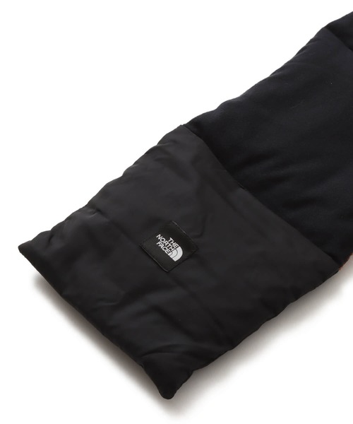 THE NORTH FACE（ザノースフェイス）の「THE NORTH FACE Nuptse Muffler / ザ・ノース・フェイス ヌプシ マフラー（マフラー・メンズ・カモフラージュ/ブラック/グレー・FREE）」の6枚目の写真
