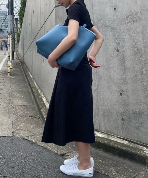 LACOSTE(ラコステ)の「ミディプリーツスカート(スカート・レディース・ブラック/キャメル・34/40/38/36)」の7枚目の写真