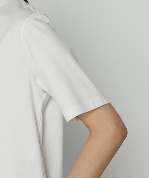 COMME CA(コムサ)の「シルキースムース Tシャツ(Tシャツ/カットソー・レディース・グレイッシュベージュ/ブラック/ホワイト・9号/11号)」の17枚目の写真