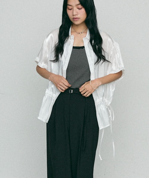 NUJOH（ヌゾ）の「Glossy Waist String Blouse / グローシー ウエスト ストリング ブラウス（シャツ/ブラウス・レディース・ホワイト/ベージュ/ブラック・FREE）」の8枚目の写真
