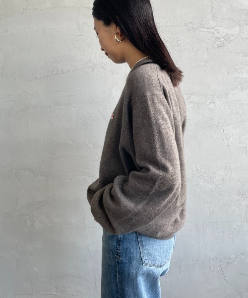 DANTON（ダントン）の「[DANTON/ダントン] ワンポイントロゴ クルーネックプルオーバーニット（ニット/セーター・レディース・オートミール/グレイッシュベージュ/ブラック/ダークグレー/ブラウン・40/42）」の18枚目の写真