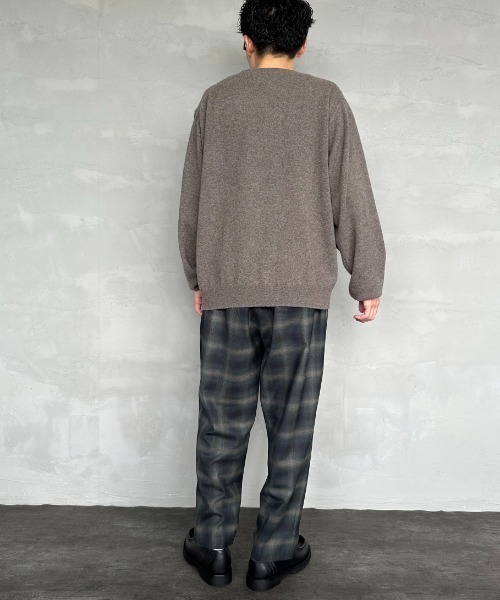 DANTON（ダントン）の「[DANTON/ダントン] ワンポイントロゴ クルーネックプルオーバーニット（ニット/セーター・レディース・オートミール/グレイッシュベージュ/ブラック/ダークグレー/ブラウン・40/42）」の9枚目の写真