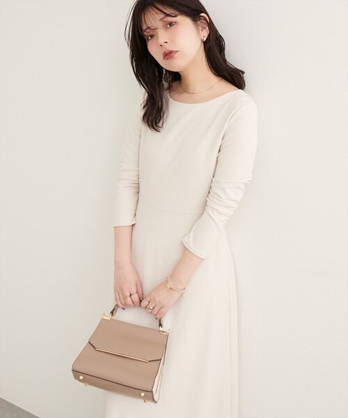 natural couture(ナチュラルクチュール)の「WEB限定/〈osono〉前後2WAYカットジョーゼットフレアワンピース(ワンピース・レディース・ブラウン/ブラック/オフホワイト・MEDIUM/LARGE)」の9枚目の写真