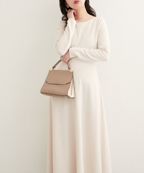 natural couture(ナチュラルクチュール)の「WEB限定/〈osono〉前後2WAYカットジョーゼットフレアワンピース(ワンピース・レディース・ブラウン/ブラック/オフホワイト・MEDIUM/LARGE)」の10枚目の写真